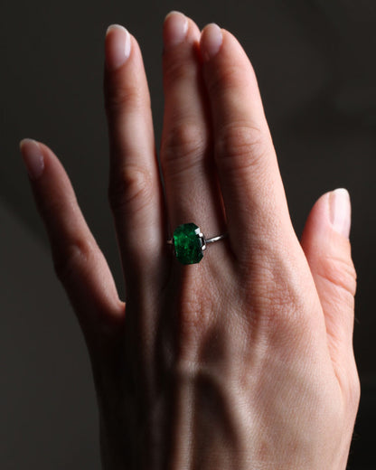 Shakiso Emerald 11x7.5 mm emerald cut 3 ct