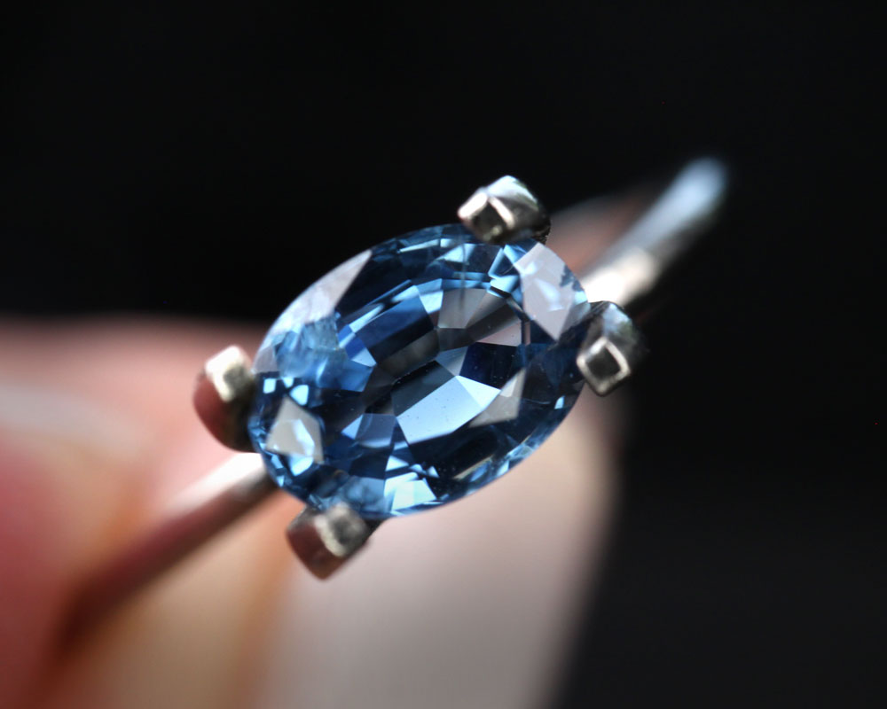 Safir blå oval 1,10 ct