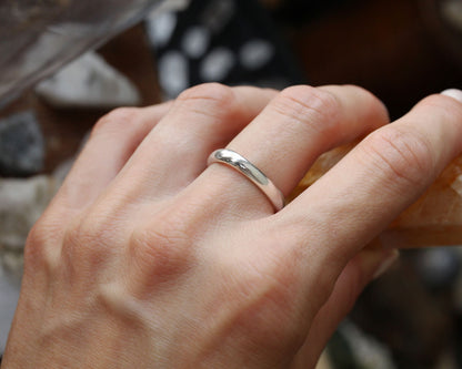 Minimalistic silver ring