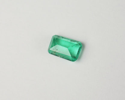 Shakiso Smaragd rektangel 6,5 mm 0,68 ct
