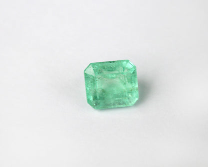 Shakiso Emerald rectangle 5 mm 0.6 ct