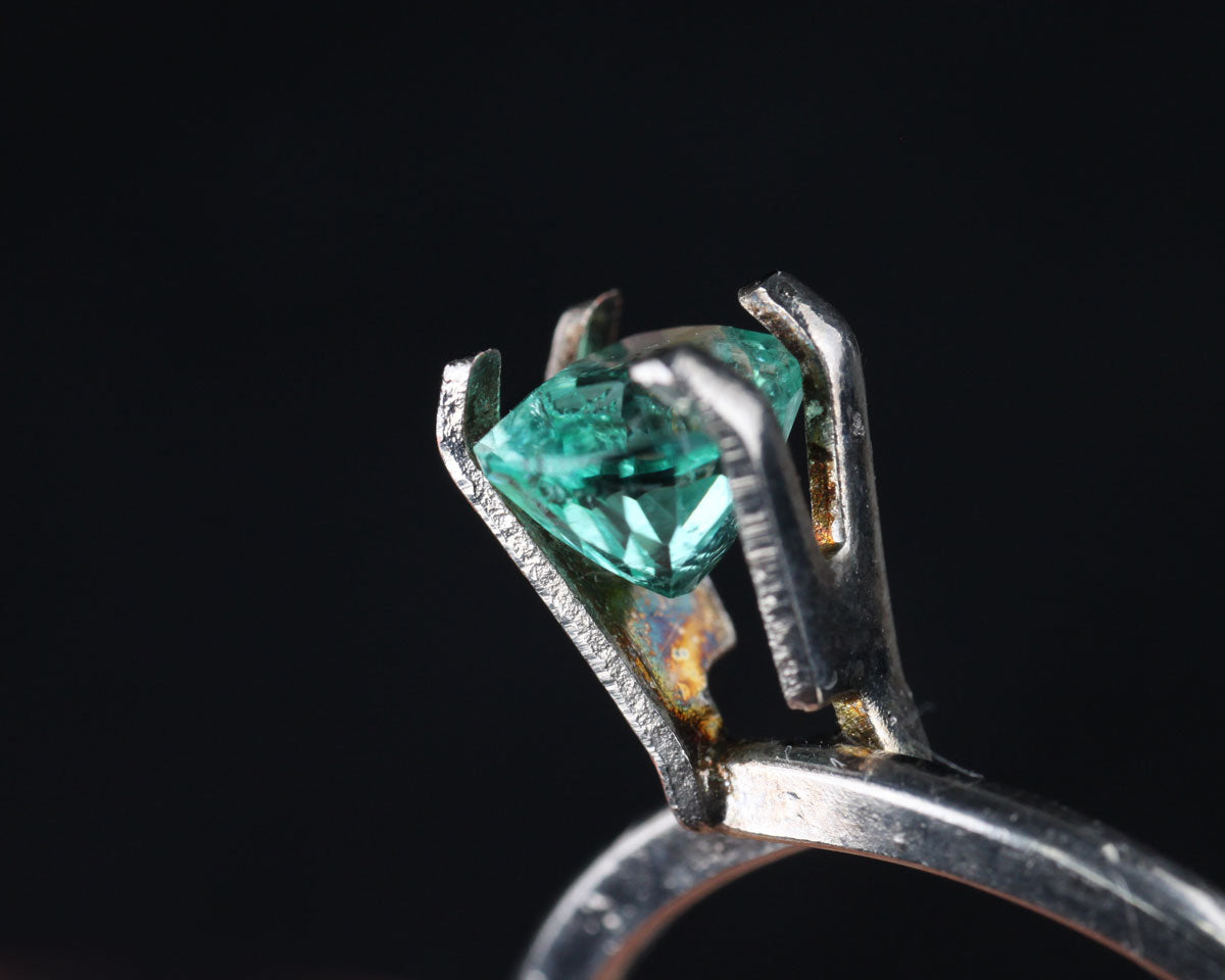 Shakiso Emerald cushion 0.73 ct