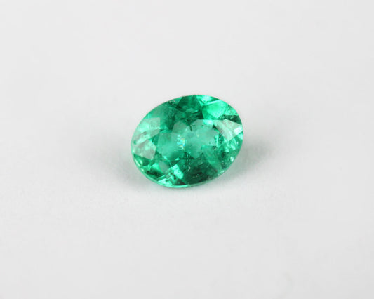 Shakiso Emerald oval 0.1 ct