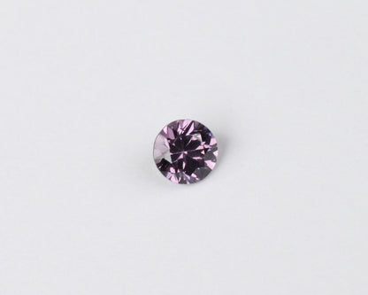 Spinell rund 4 mm 0,3 ct 