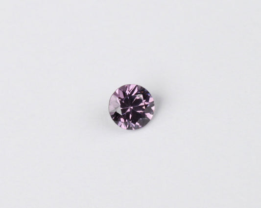Spinell rund 4 mm 0,3 ct 