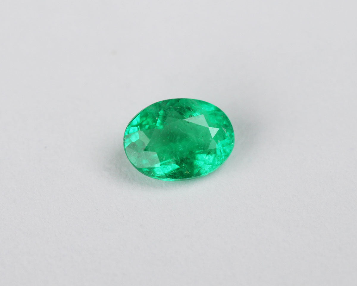 Shakiso Emerald oval 0.12 ct
