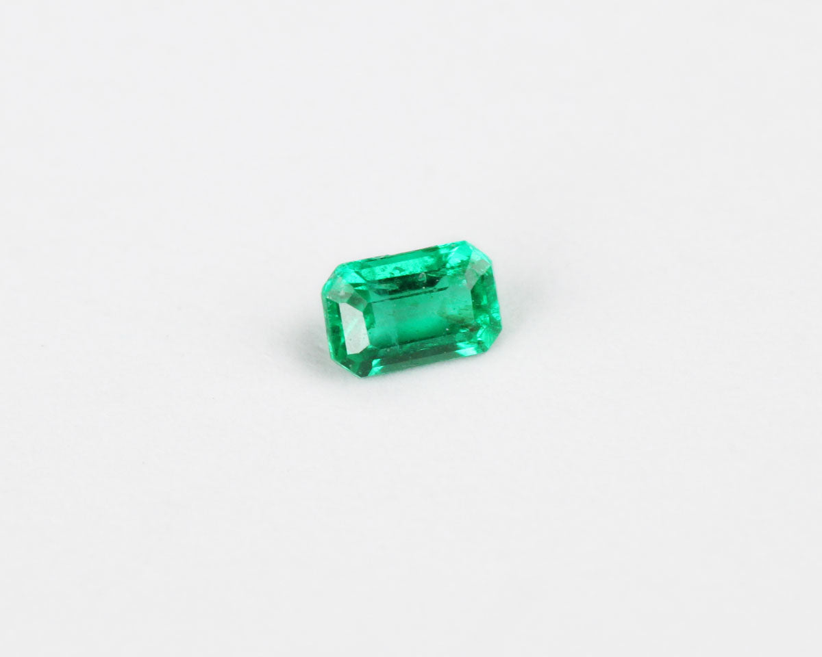Shakiso Emerald 0.12 ct emerald cut