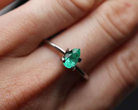Shakiso Emerald drop 0.74 ct