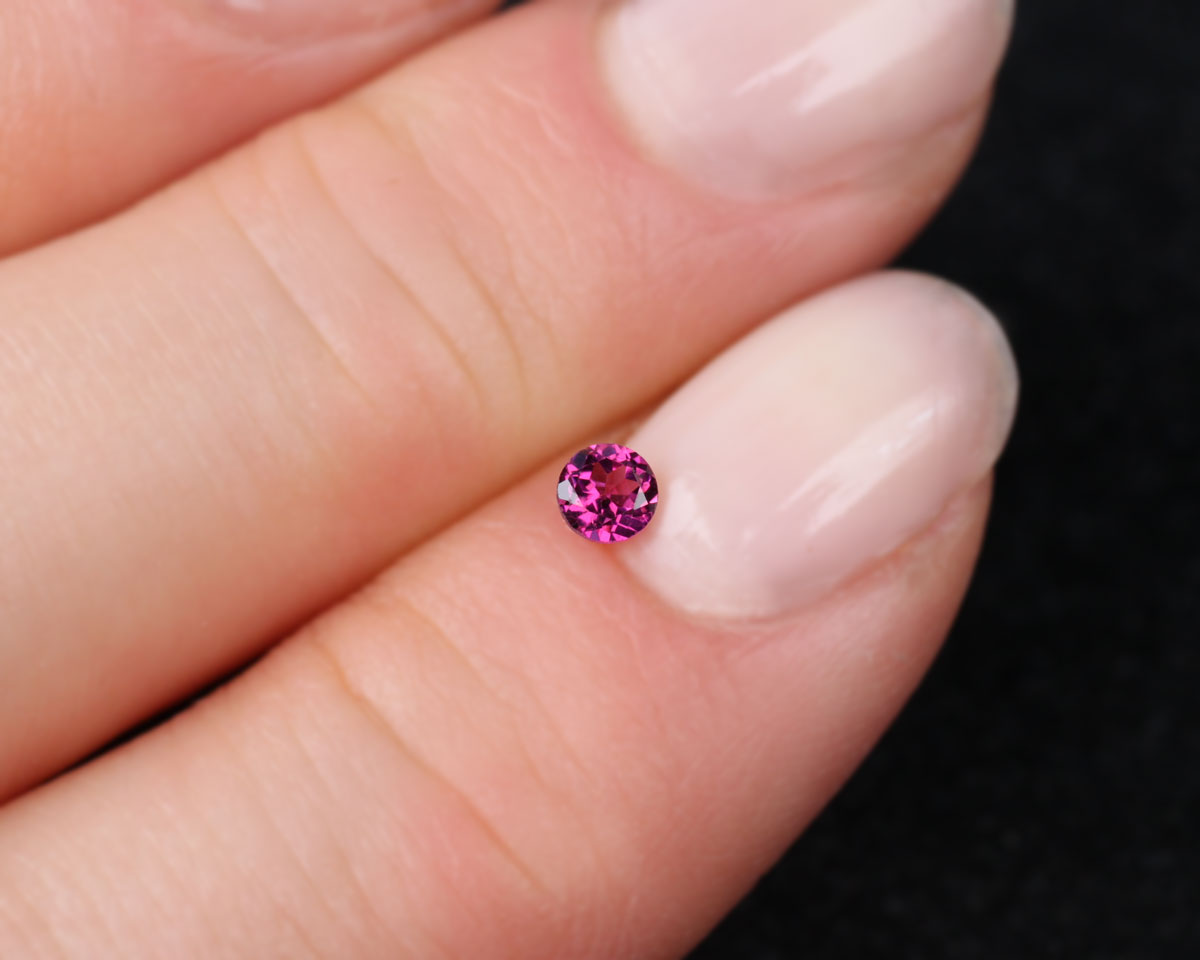 Granat lila rund 3 mm 0,16 ct 