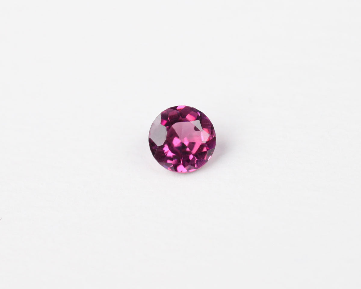 Granat Lila rund 0,15 ct 