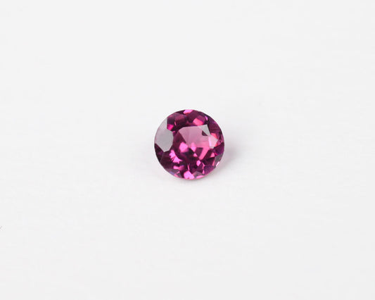Garnet Purple round  0.15 ct