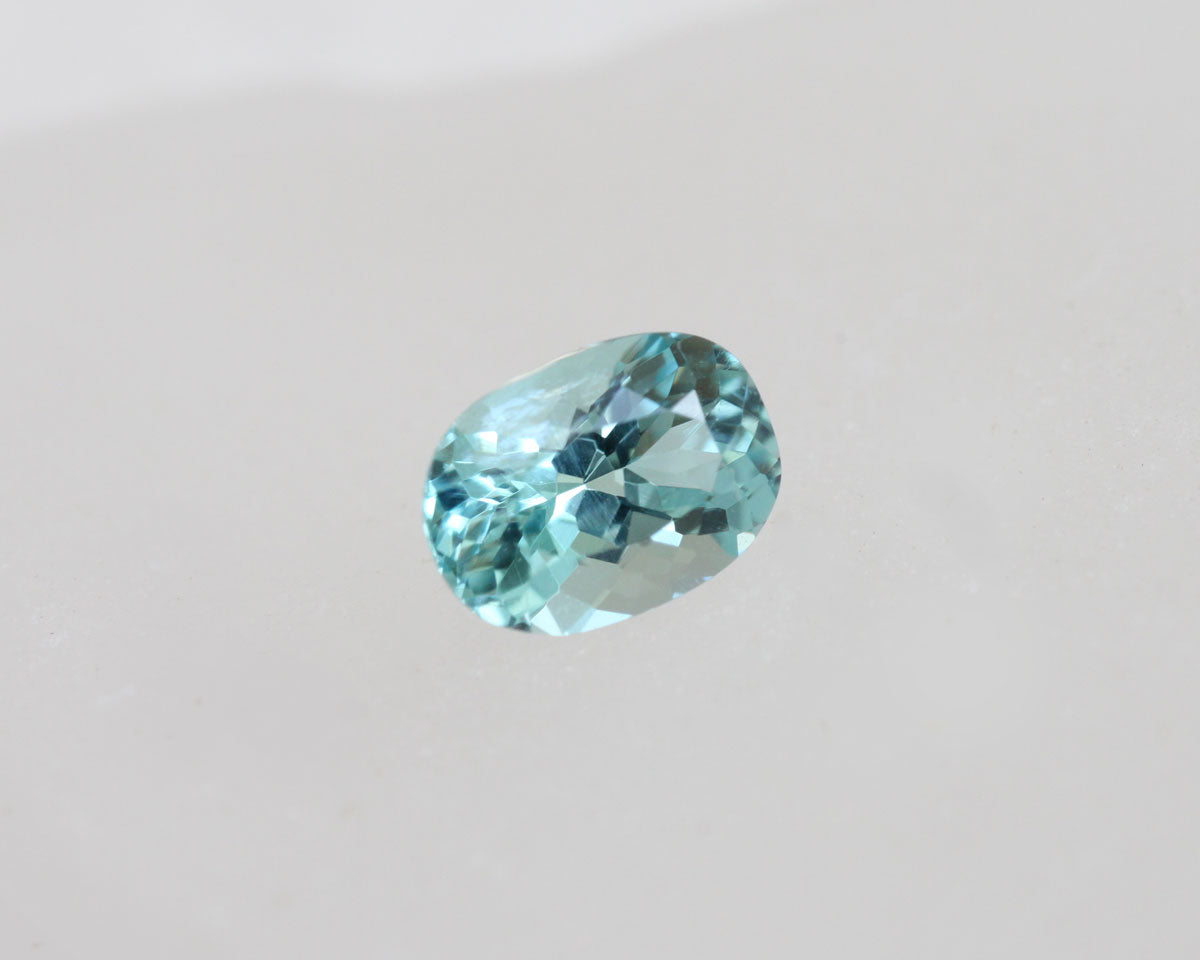 Paraiba Turmalin oval 4,8 mm 0,29 ct