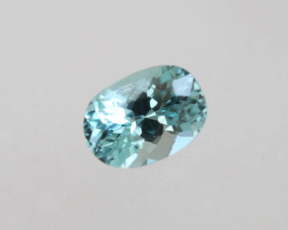 Paraiba Turmalin oval 4,8 mm 0,29 ct