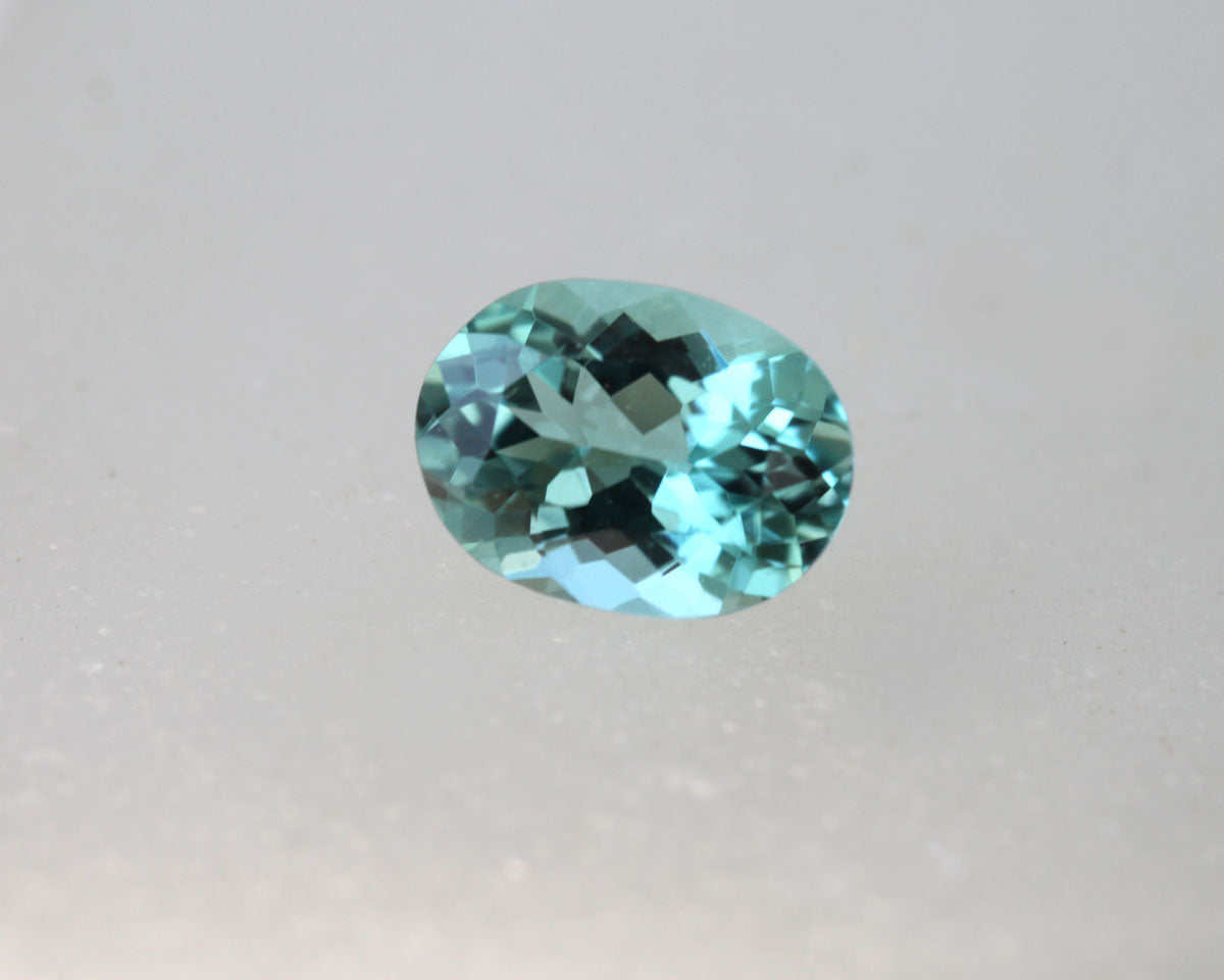 Paraiba Tourmaline oval 5 mm 0,33 ct 