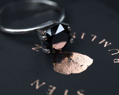 Black diamond round 8 mm 3.75 ct