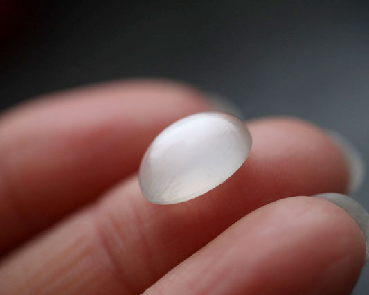 Moonstone Oval 12x9mm