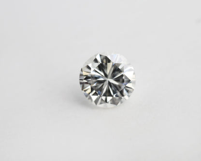 White Diamond round 4.5 mm 0.3 ct