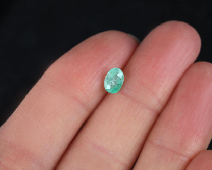 Shakiso Emerald oval 0.55 ct