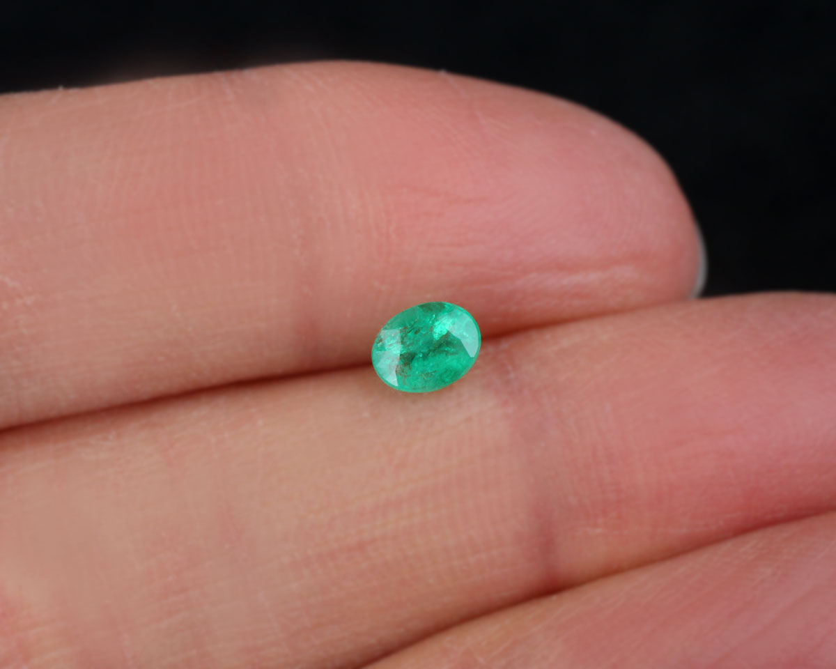 Shakiso Emerald oval 0.39 ct