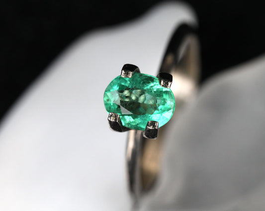 Shakiso Emerald oval 0.68 ct