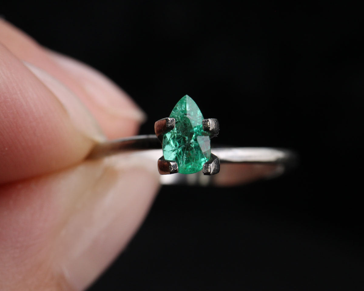 Shakiso Emerald droppe 0.43 ct 