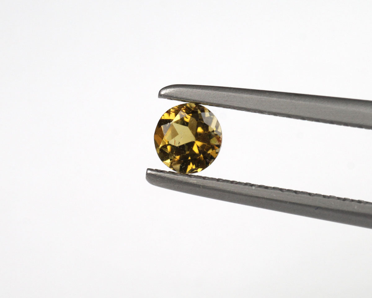 Tourmaline round yellow 4.3 mm