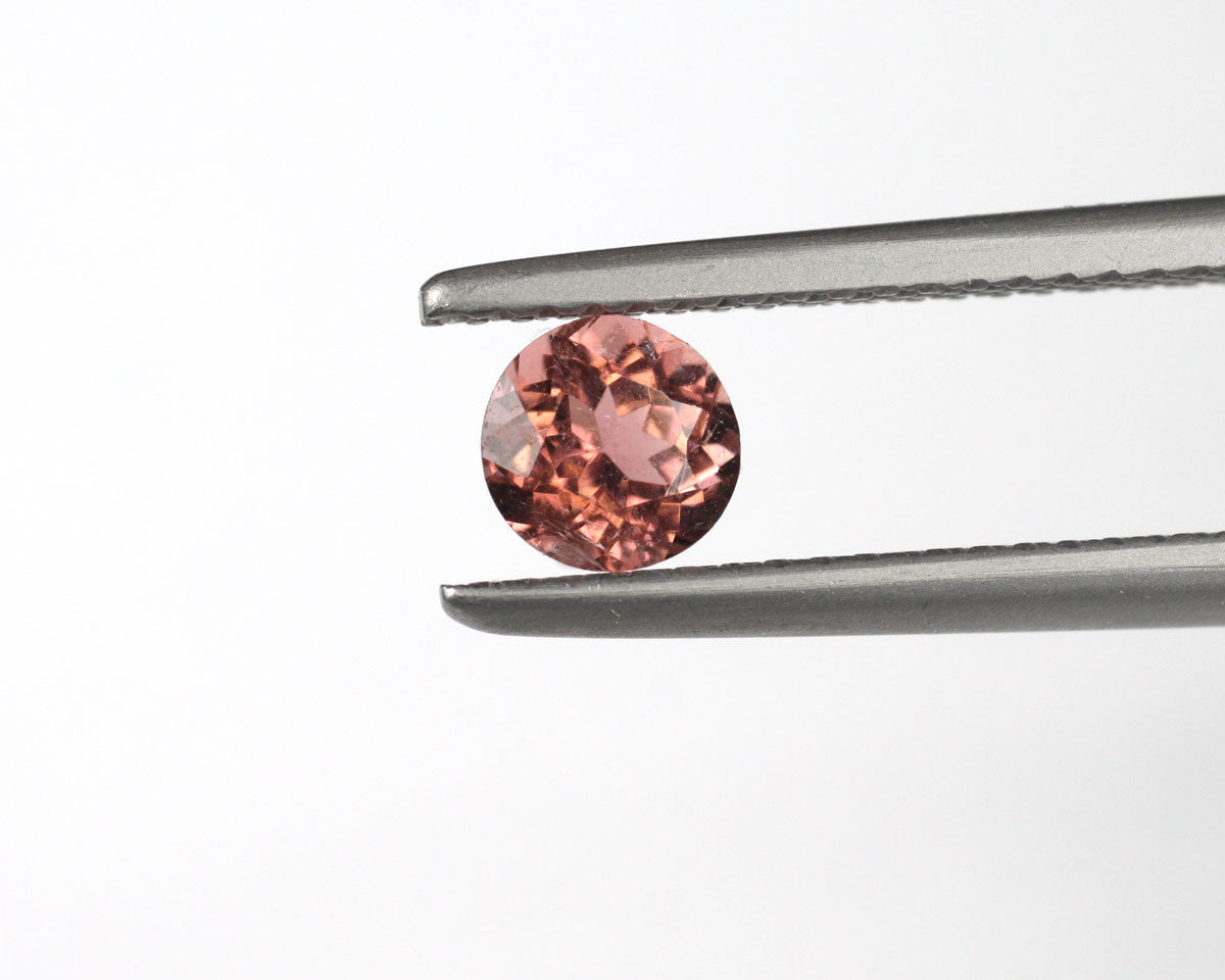 Turmalin rosa rund 5 mm 0,47 ct