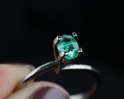 Shakiso Smaragd oval 0,34 ct