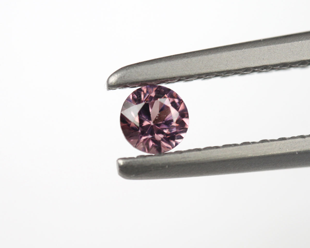 Spinel round purple 3 mm 0.16 ct