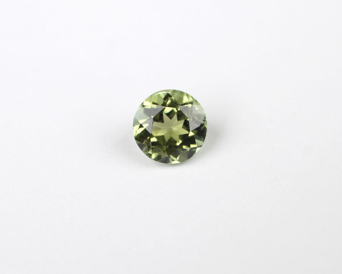 Turmalingrön rund 4 mm 0,3 ct