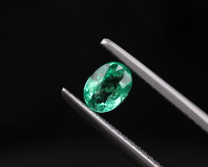 Shakiso Smaragd oval 0,37 ct