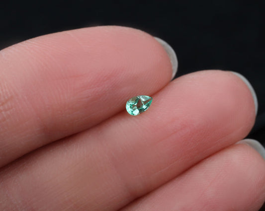 Shakiso smaragddroppe 0,1 ct 