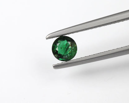 Tsavorite grön rund 5 mm 0,42 ct