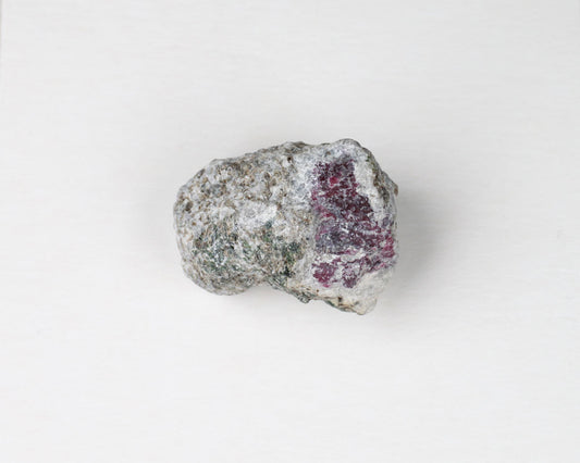 Greenland Ruby Corundum 21.37 g