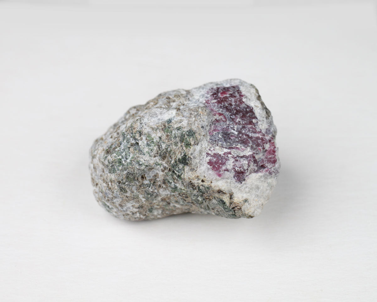 Greenland Ruby Corundum 21.37 g