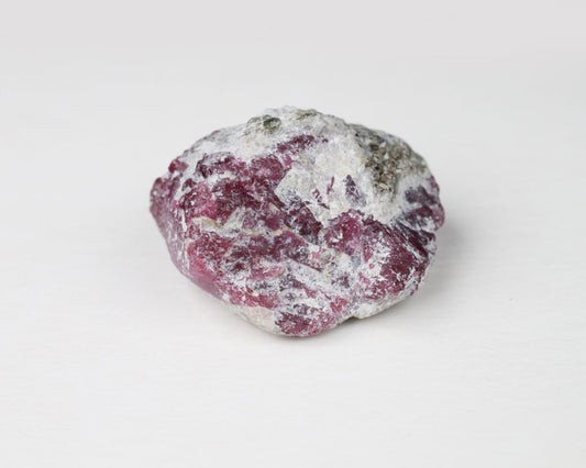 Greenland Ruby Corundum 11.9 gr