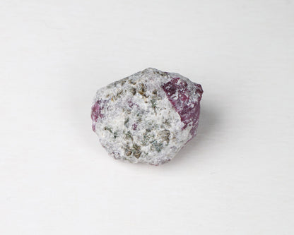 Greenland Ruby Corundum 11.9 gr