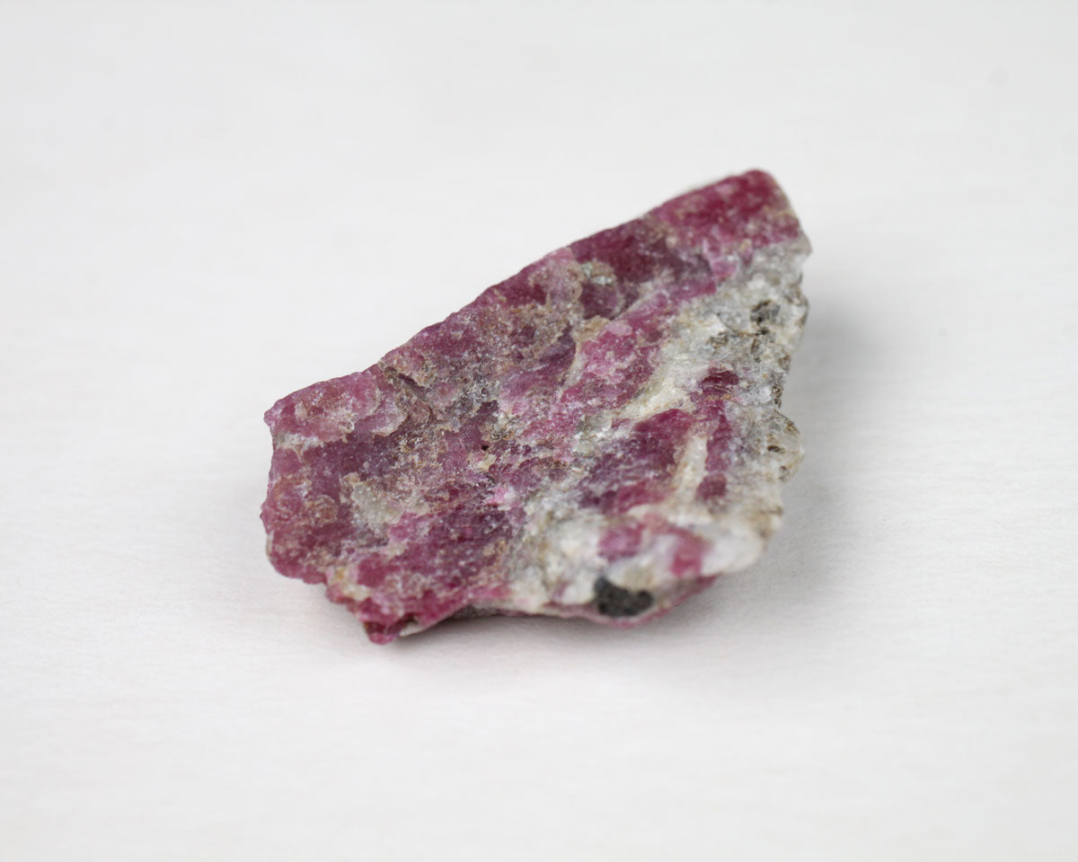Greenland Ruby Corundum 3.45 g