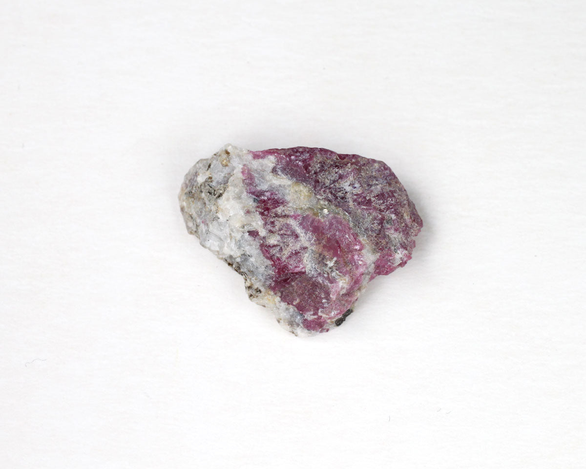Greenland Ruby Corundum 3.45 g