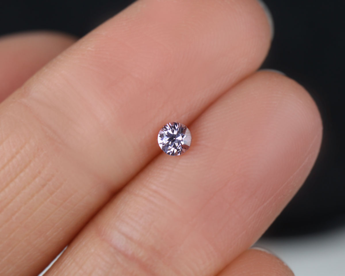 Spinel purple round 3 mm 0.18 ct