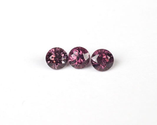 Spinel purple 3 mm 0.15 ct