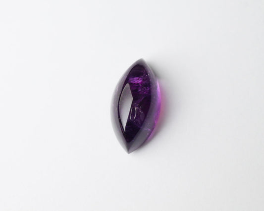 Ametist cabochon markis 14x7 mm 4 ct