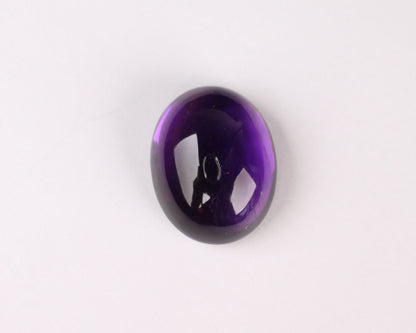 Amethyst oval cabochon 14x11 mm 7 ct