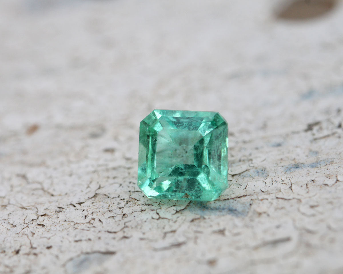 Shakiso Emerald square 0.42 ct