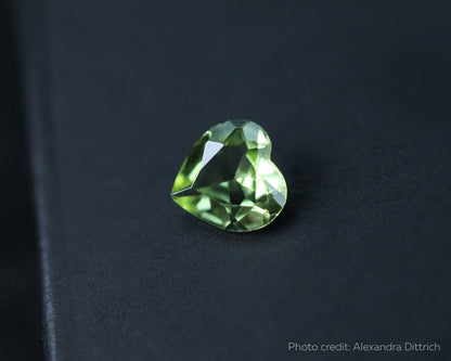 Peridot Heart 5 mm 0.35 ct