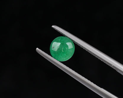 Cabochon cut Shakiso Emerald 6.5 mm 1.17 ct