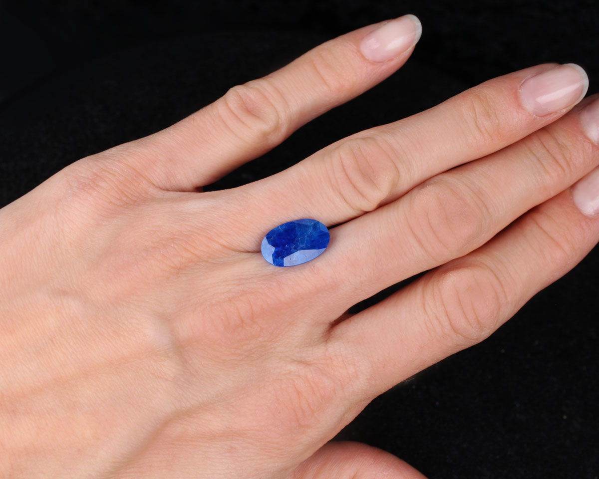 Hauyne Oval 2.8 ct