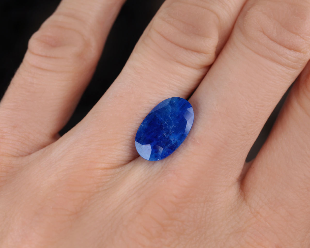 Hauyne Oval 2.8 ct