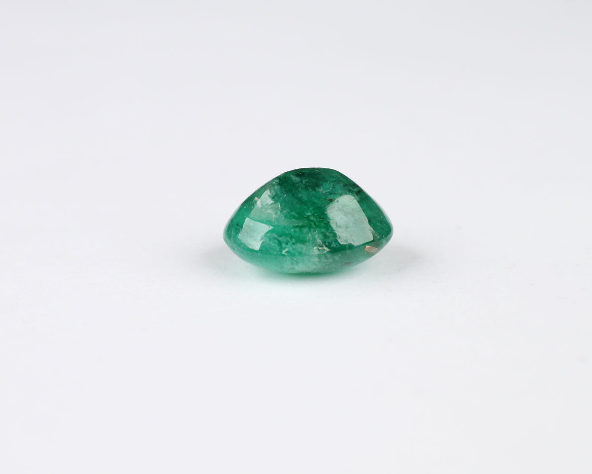 Cabochon cut Shakiso Emerald 10mm 2.6 ct