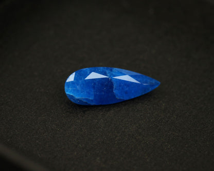 Hauyne-droppe 13 mm 1,2 ct